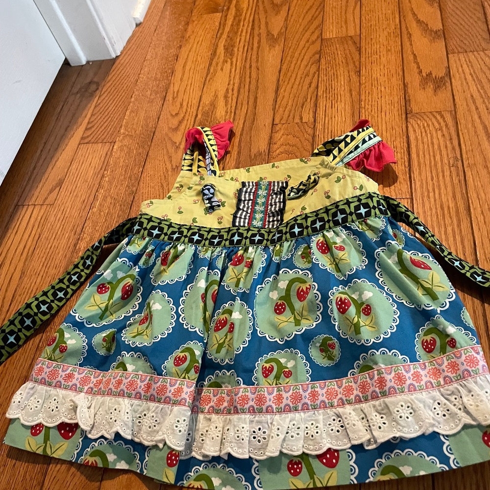 Colorful sash around the waist, size 2 Matilda, Jane